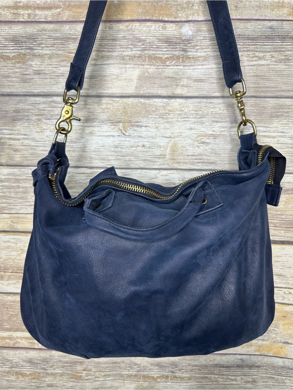 Clare Vivier navy nubuck messenger